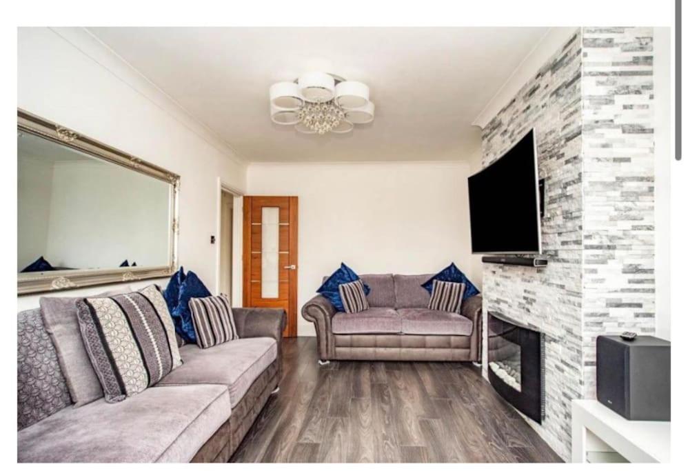 2 Bed - Walking Distance To Harry Potter Studio Watford  Esterno foto